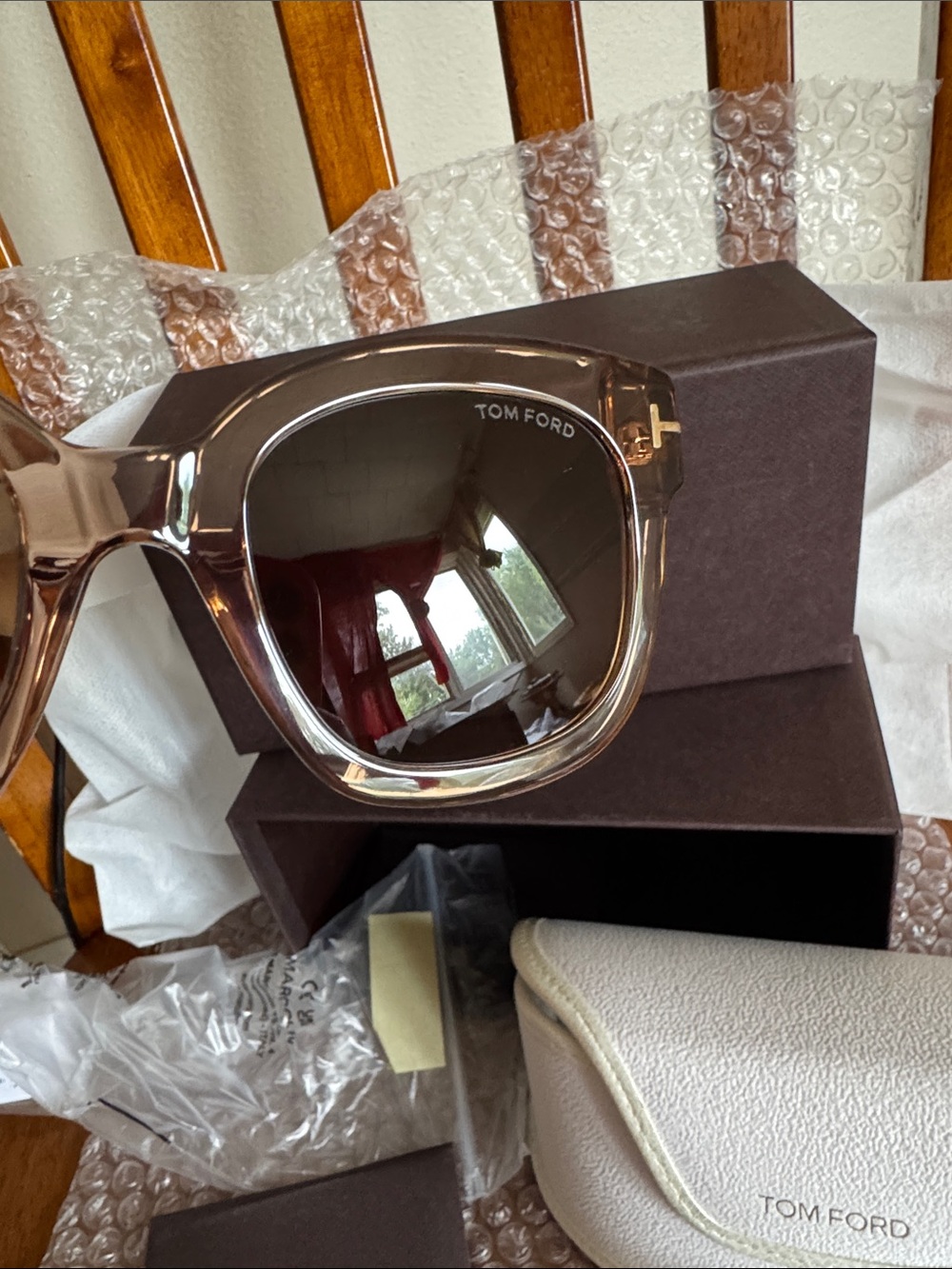 Tom Ford Women's Beige Frame Sunglasses with Brown Gradient Lenses - Picture 3 of 8